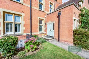 Photo 10- click for photo gallery